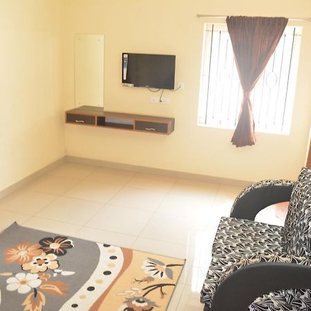 Jp Nivaas Guest House Mayiladuthurai Exteriér fotografie