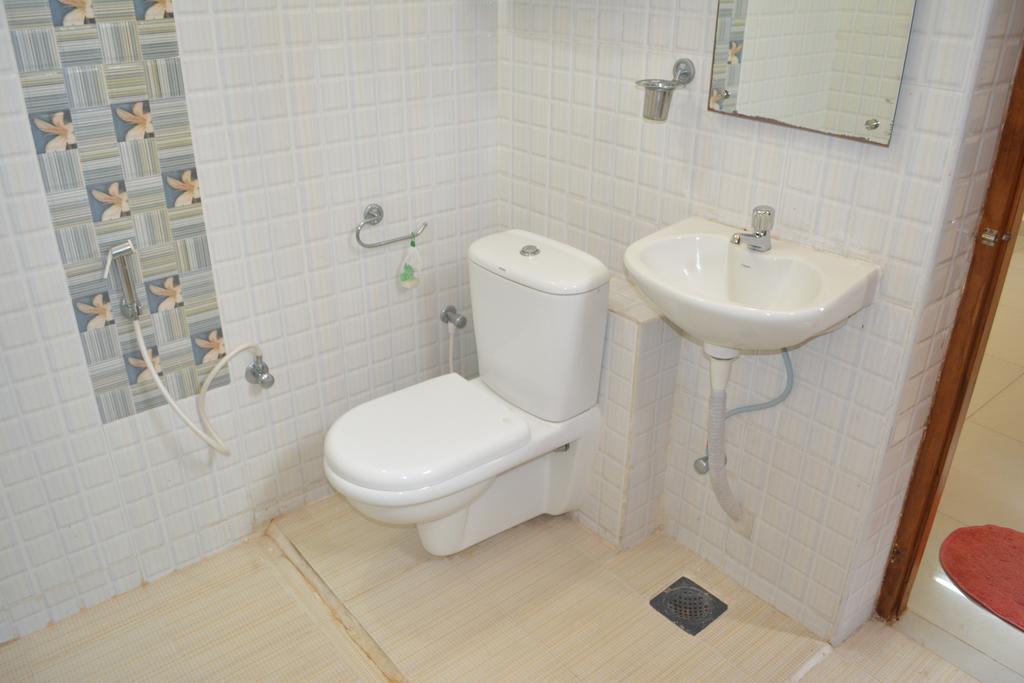 Jp Nivaas Guest House Mayiladuthurai Exteriér fotografie