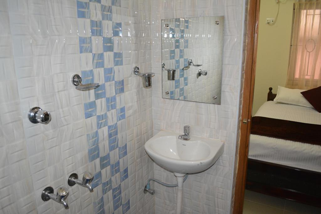 Jp Nivaas Guest House Mayiladuthurai Exteriér fotografie